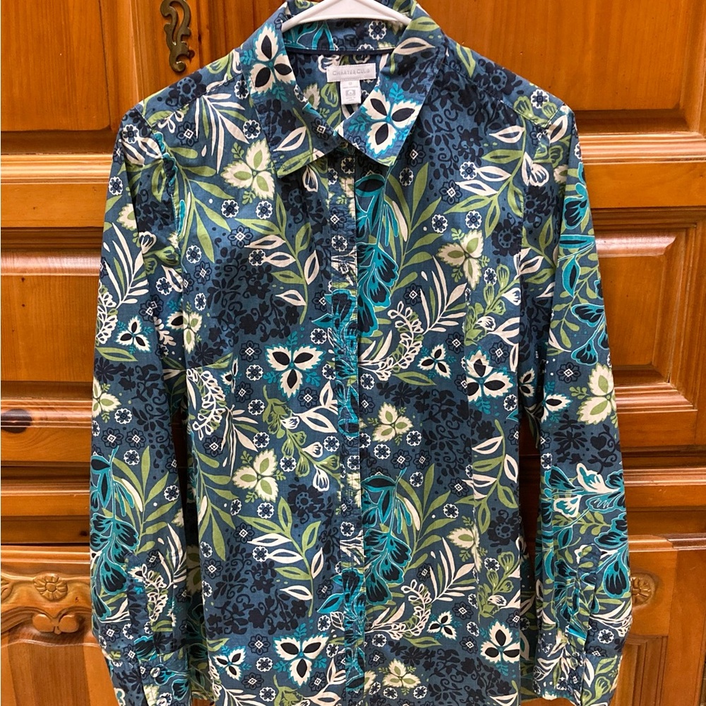 Charter Club Woman’s Buttondown